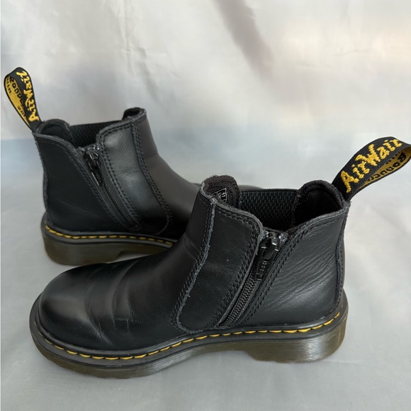 Dr.Martens Kids Black Chelsea Boots (used w/slight blemish) - Picture 2 of 12